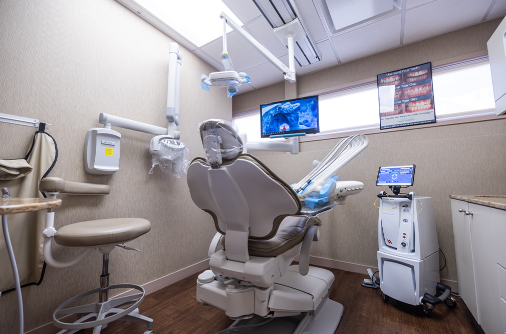 Dental treatment room