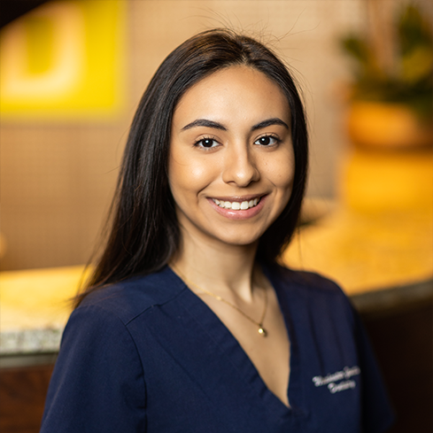 Dental assistant Amanda
